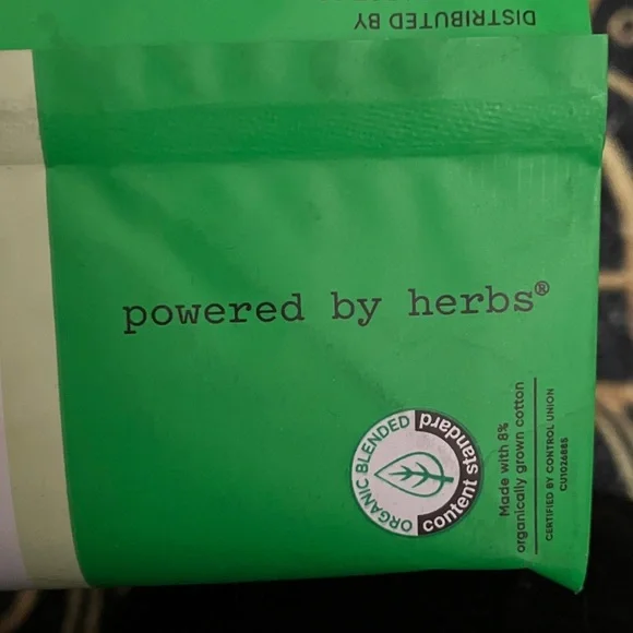 The Honey Pot Company Herbal-Infused Liners, 100% Organic Cotton Heavy Flow 20ct - Picture 5 of 8